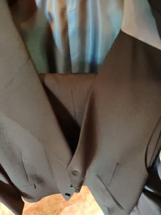 Traje de caballero con chaleco