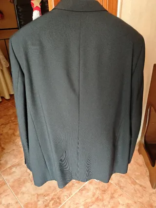 Traje de caballero con chaleco