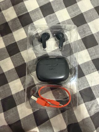 Auriculares Inalámbricos JBL Tune 230NC Negro