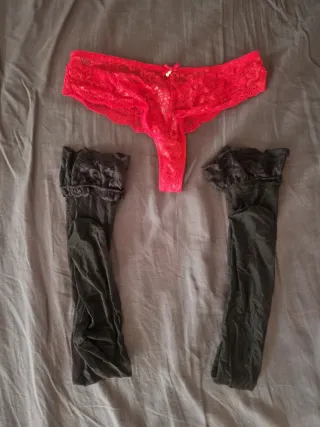 Conjunto Lencería Tanga y Medias