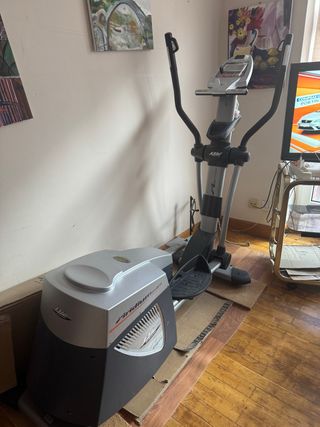 Elíptica Iridium Avant Gimnasio