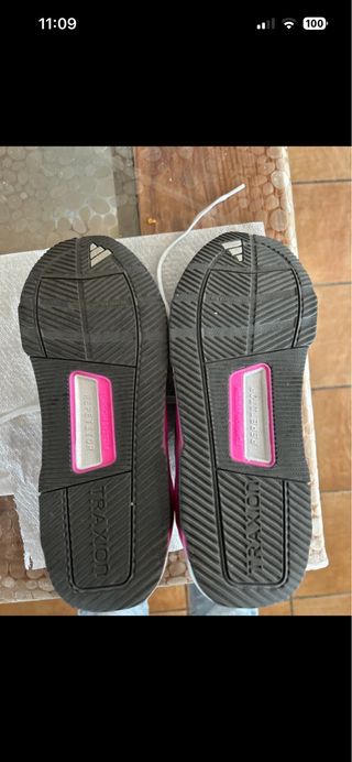 Zapatillas Adidas Blancas y Rosas