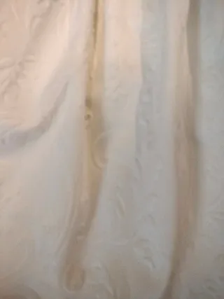 Vestito bianco con cut-out