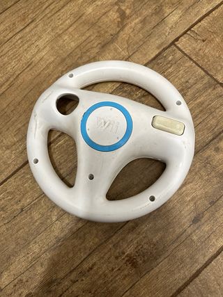 Wii rossa con accessori e giochi