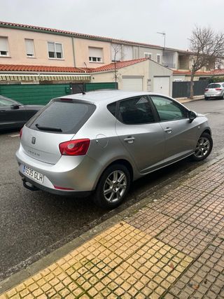 SEAT Ibiza vendo o cambio por monovolumen