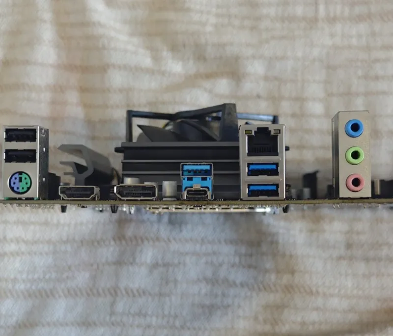 Placa Base ASRock H570 Phantom Gaming 4 afbeelding 3