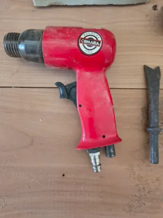 Martello Pneumatico Comaria con scalpelli