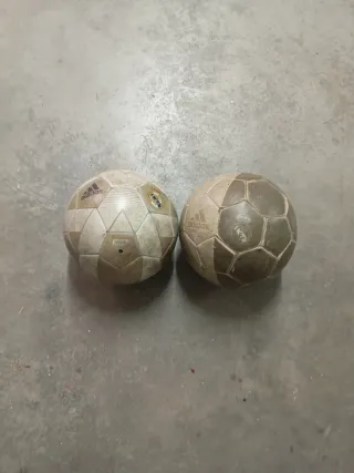 2 Balones de Fútbol Adidas del real Madrid