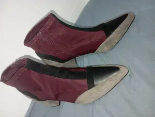 Botines Buonarotti grises y bourdeos