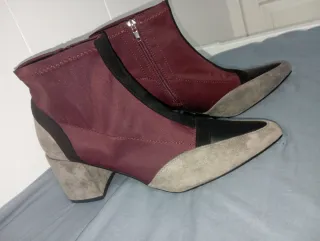 Botines Buonarotti grises y bourdeos