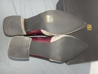 Botines Buonarotti grises y bourdeos