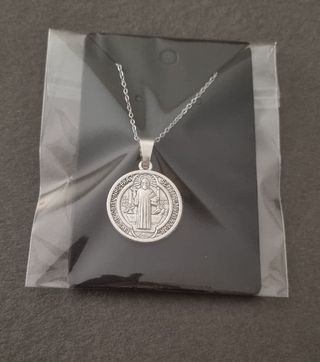 Medalla San Benito color Plata