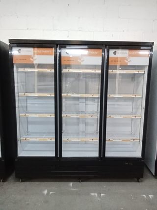 Neveras Expositoras de Bebidas Nuevas
