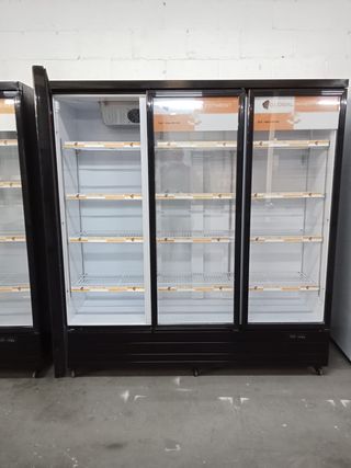 Neveras Expositoras de Bebidas Nuevas