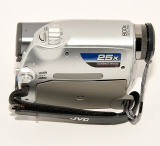 Videocámara JVC 25x Zoom Digital