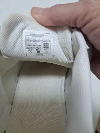 Tenis Levi's Blancos