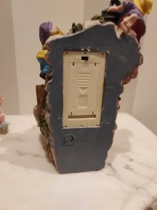 10 Figuras  de Resina Antiguas