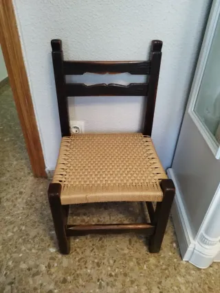 Silla antigua mimbre madera 1950