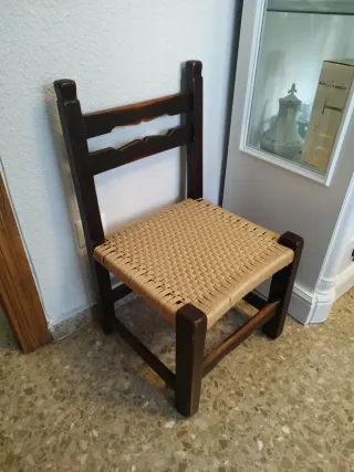 Silla antigua mimbre madera 1950