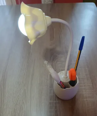 Lampada LED Touch con Portapenne,regolabile.