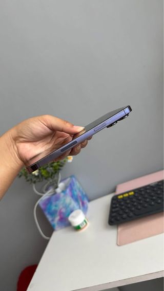 iPhone 14 Pro Max Viola