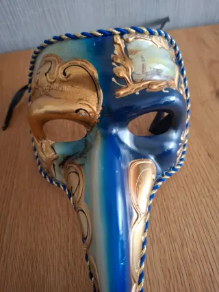 Maschera veneziana lunga blu e oro
