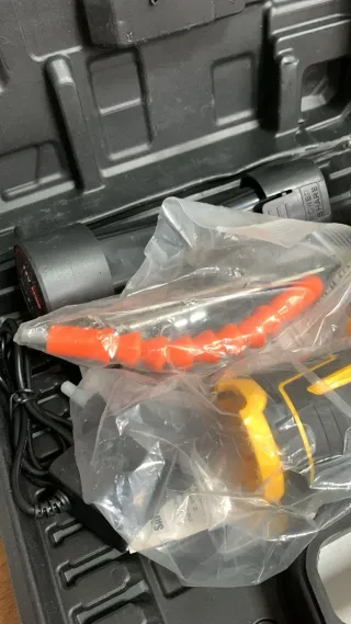 Taladro Inalámbrico 12V Ligero y Compacto