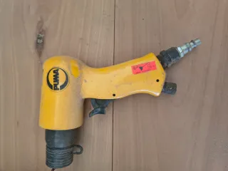 Martello pneumatico Puma con accessori