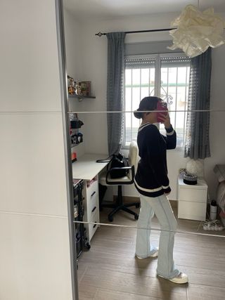 Jersey Tommy Hilfiger azul marino y blanco