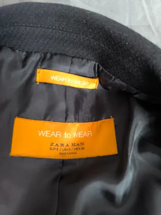 Americana chico negra bolsillos delanteros e inter