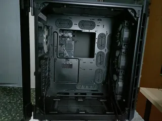 Corsair 680x