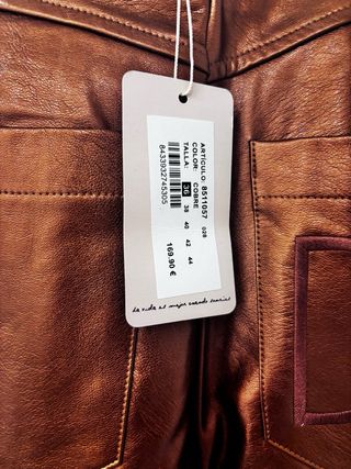 Pantalón efecto piel Dolores Promesas