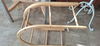 Trineo de madera para niños