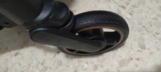 Silla de paseo Baby Monster Boston negra