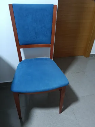 2 Sillas de Comedor Madera y tela 40€ cada una
