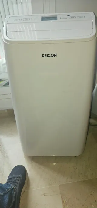 Aire Acondicionado Portátil Kricon 12000 Frigorías