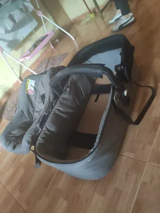 Cuna y capazo para bebé