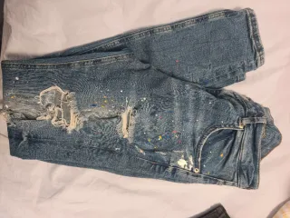 Pantalones Bershka con efecto salpicado