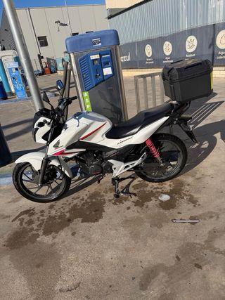 Honda CB125F Naked Manual