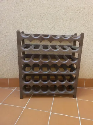 Botellero apilable de plástico tipo madera