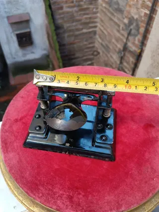 🇩🇪Troqueladora Antigua Leitz 8 (1935) Alemania