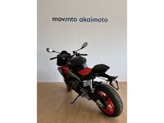 Aprilia Tuono 660