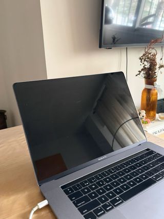 MacBook Pro 256 GB (2017) Plata