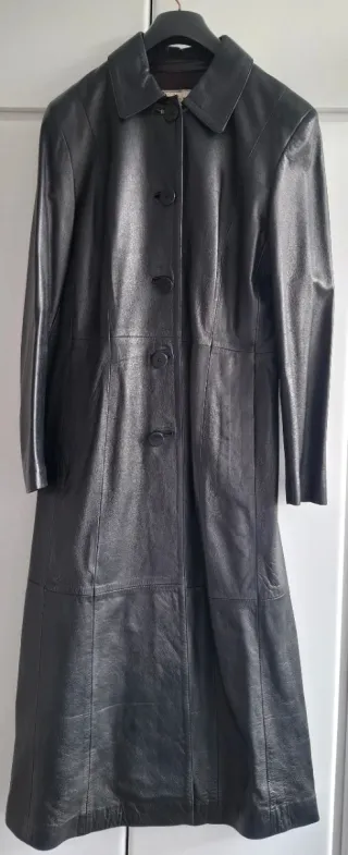 #Abrigo largo de piel negro