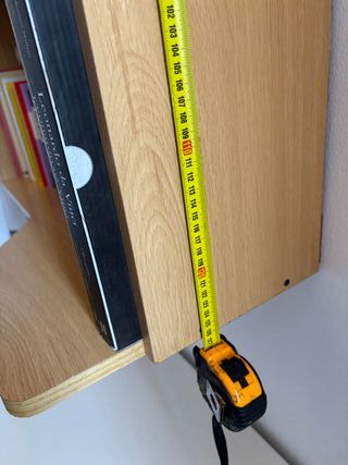 Estantería de pared de madera