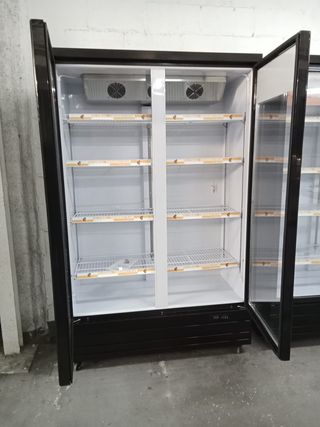 Neveras Expositoras de Bebidas Nuevas