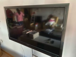 Sony Bravia LCD 52 TV