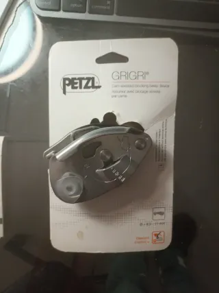 Petzl Grigri asegurador escalada
