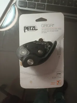 Petzl Grigri asegurador escalada