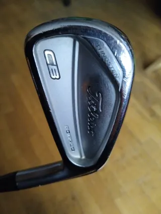Hierro 3 Titleist 716CB vara acero S300